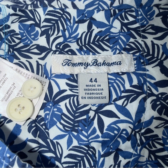 Bundle of 11 Tommy Bahama Shorts - Picture 13 of 13